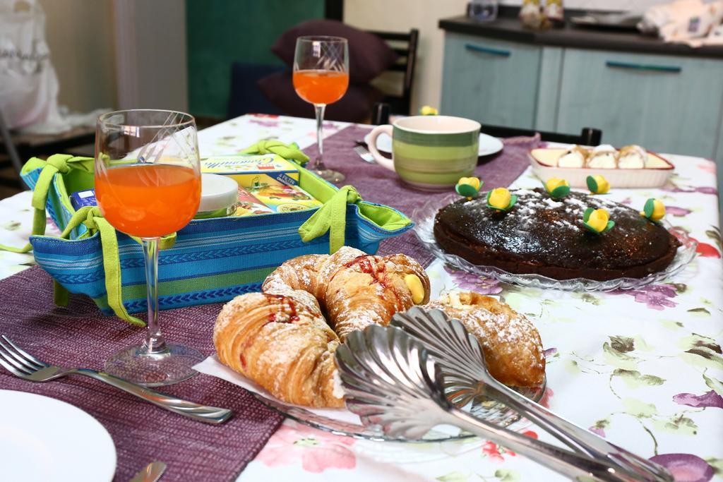 Il Giardino Delle Calendule B&B Solarino エクステリア 写真