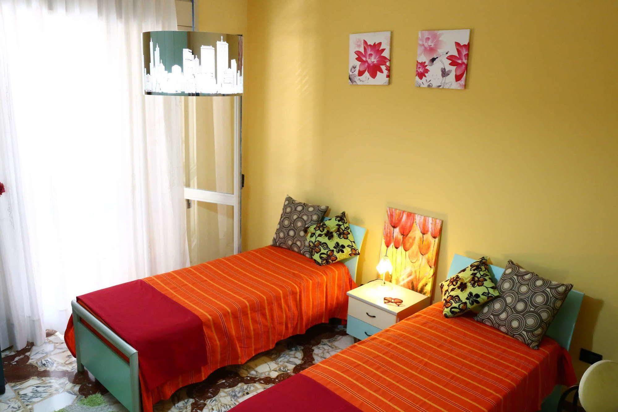 Il Giardino Delle Calendule B&B Solarino エクステリア 写真